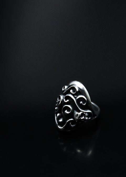 Vine of Skull Ring | Standard Collection