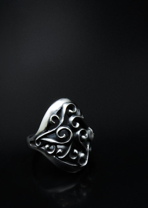Vine of Skull Ring | Standard Collection