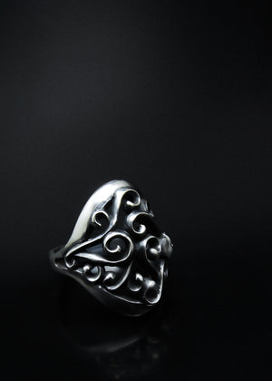 Vine of Skull Ring | Standard Collection