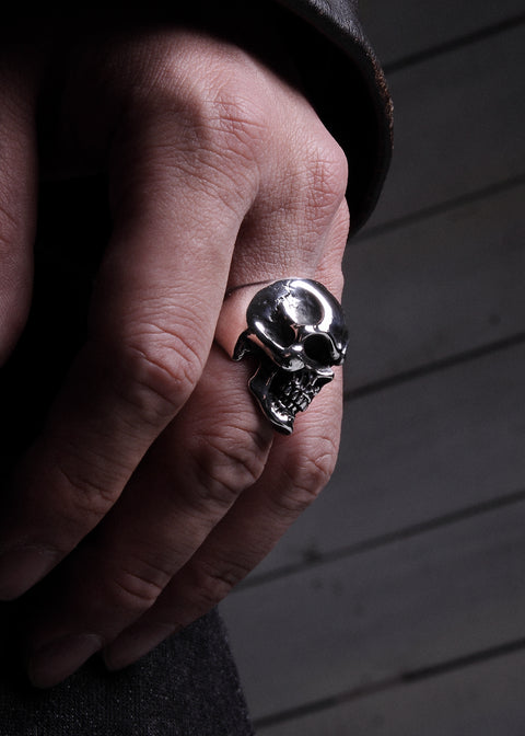 Skull Ring B | Standard Collection